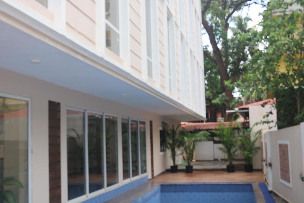 Hotel Centro กาลังกูติ ภายนอก รูปภาพ