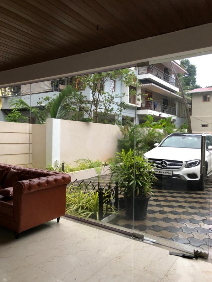 Hotel Centro กาลังกูติ ภายนอก รูปภาพ