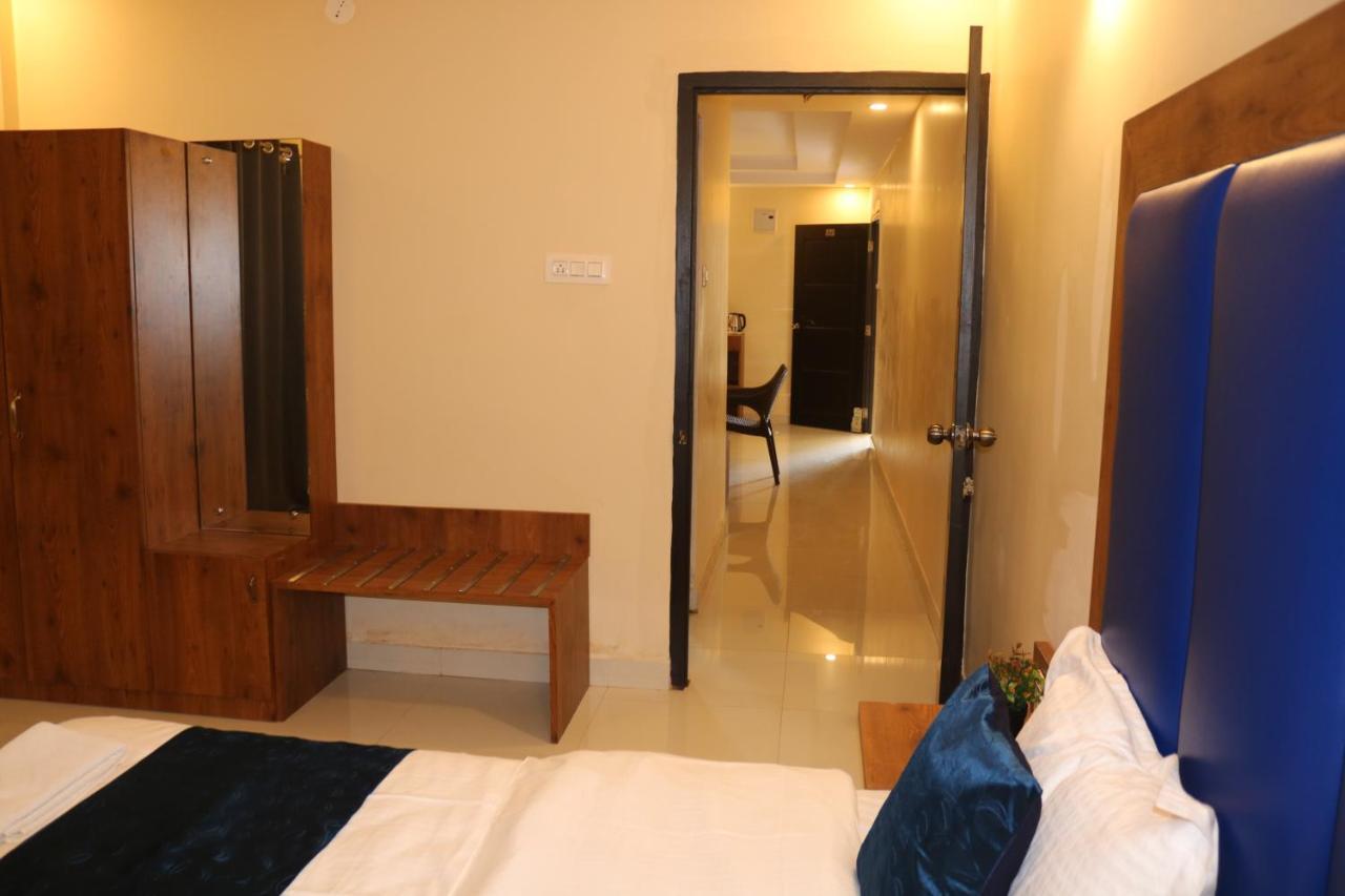 Hotel Centro กาลังกูติ ภายนอก รูปภาพ