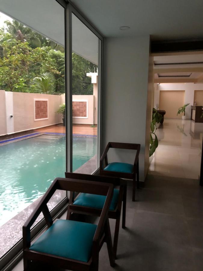 Hotel Centro กาลังกูติ ภายนอก รูปภาพ